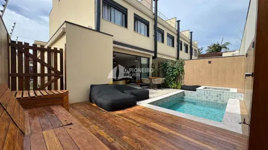 Casa de Condomínio com 4 Quartos à venda, 180m² no Bairro de Juquehy, São Sebastião