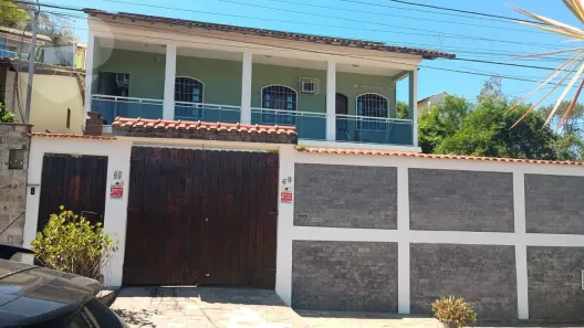Casa com 4 Quartos à venda, 180m² no Maria Paula, São Gonçalo