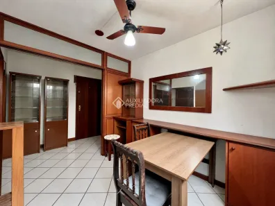 Apartamento com 3 Quartos à venda, 56m² no Coqueiros, Florianópolis