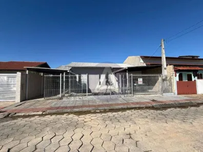 Casa com 3 Quartos à venda, 190m² no Carianos, Florianópolis
