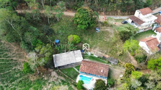 Fazenda/Sítio com 4 Quartos para venda ou aluguel, 250m² no Paraibuna, Paraibuna