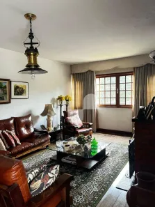 Casa de Condomínio com 3 Quartos à venda, 245m² no Barra do Imbuí, Teresópolis