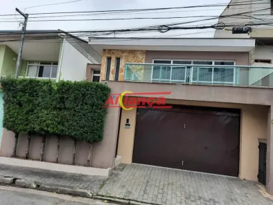 Sobrado com 3 Quartos para alugar, 200m² no Jardim Santa Mena, Guarulhos