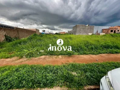 Lote/Terreno à venda, 250m² no Recreio dos Bandeirantes, Uberaba