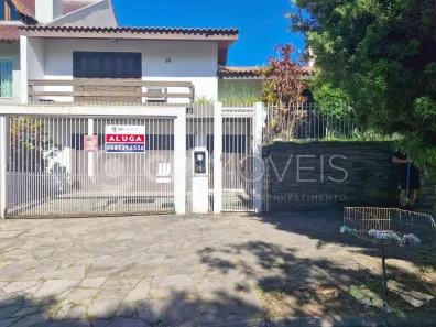 Casa com 3 Quartos para alugar, 240m² no Jardim Itu, Porto Alegre