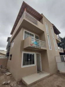 Casa com 2 Quartos à venda, 90m² no Maria Turri, Rio das Ostras