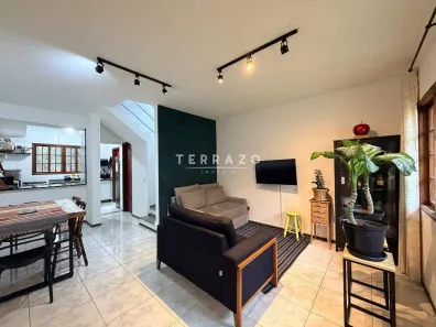 Casa de Condomínio com 3 Quartos à venda, 100m² no Carlos Guinle, Teresópolis