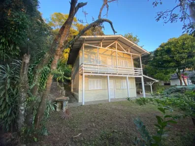 Casa com 3 Quartos à venda, 1050m² no Lagoa da Conceição, Florianópolis