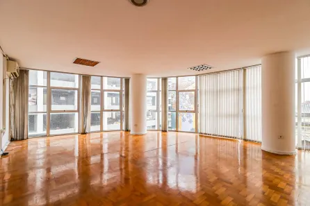 Ponto Comercial com 1 Quarto para alugar, 78m² no Sé, São Paulo