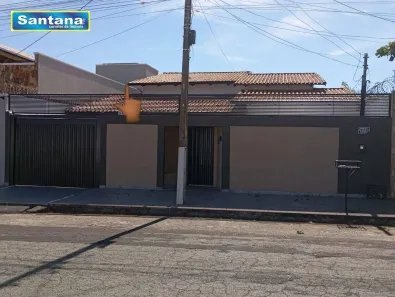 Casa com 3 Quartos à venda, 70m² no Estância Itanhangá, Caldas Novas