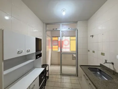 Apartamento com 1 Quarto para alugar, 47m² no Zona 07, Maringá