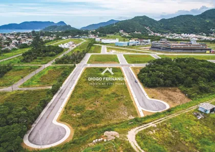Lote/Terreno à venda, 450m² no Campeche, Florianópolis