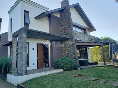 Casa com 3 Quartos à venda, 301m² no Canabarro, Teutônia