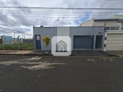 Kitnet com 1 Quarto para alugar, 30m² no Planalto, Uberlândia