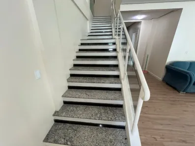 Casa de Condomínio com 4 Quartos para alugar, 300m² no Dom Pedro I, Manaus