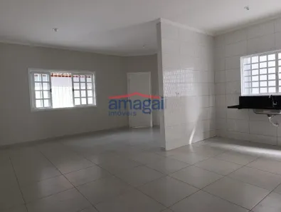 Casa com 2 Quartos para alugar, 72m² no Residencial Santa Paula, Jacareí