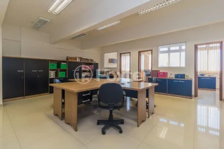 Sala Comercial à venda, 92m² no Centro Histórico, Porto Alegre