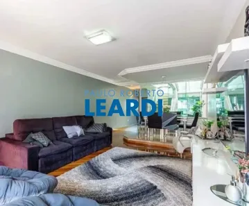Sobrado com 4 Quartos à venda, 254m² no Vila Pinheirinho, Santo André
