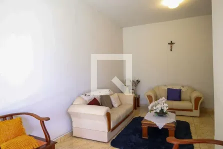 Casa com 2 Quartos à venda, 204m² no Caiçaras, Belo Horizonte