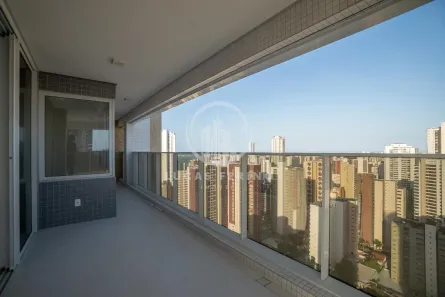 Apartamento com 4 Quartos à venda, 242m² no Meireles, Fortaleza
