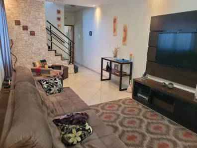 Sobrado com 3 Quartos à venda, 172m² no Jardim Oriente, São José dos Campos