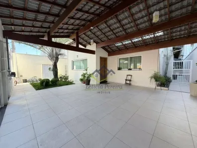 Casa com 3 Quartos à venda, 219m² no Parque Santa Rosa, Suzano