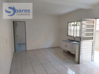 Casa com 2 Quartos para alugar, 70m² no Parque Residencial Jundiaí, Jundiaí