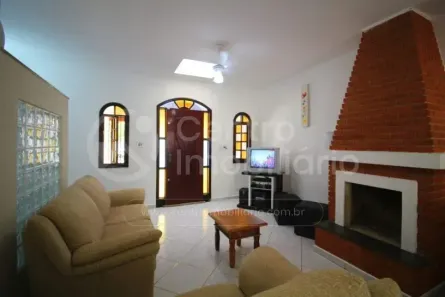 Casa com 3 Quartos à venda, 146m² no Parque Balneario Oasis, Peruíbe