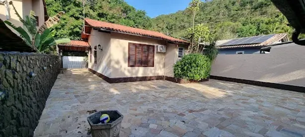 Casa com 3 Quartos à venda, 160m² no Piratininga, Niterói