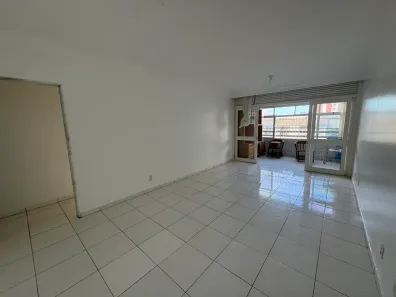 Apartamento com 3 Quartos para alugar, 120m² no Madalena, Recife