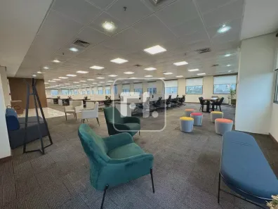 Sala Comercial para alugar, 589m² no Vila Gertrudes, São Paulo