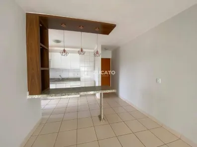 Apartamento com 2 Quartos para alugar, 106m² no Santa Maria, Uberaba