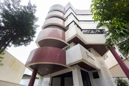 Apartamento com 3 Quartos para alugar, 247m² no Bacacheri, Curitiba