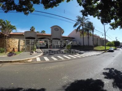 Casa de Condomínio com 2 Quartos à venda, 80m² no Parque Residencial Universo, São José do Rio Preto