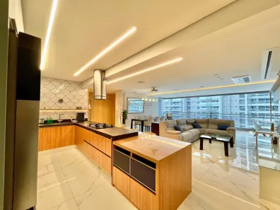 Apartamento com 4 Quartos para alugar, 198m² no Jardim das Acácias, São Paulo