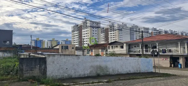 Lote/Terreno à venda, 308m² no Areias, São José