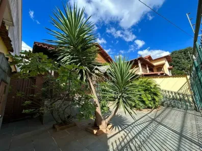 Casa com 4 Quartos à venda, 375m² no Milionários (Barreiro), Belo Horizonte