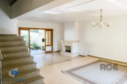 Casa com 3 Quartos à venda, 548m² no Chácara das Pedras, Porto Alegre