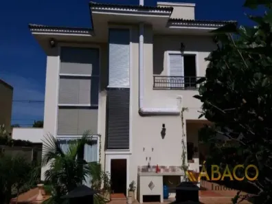 Sobrado com 3 Quartos para alugar, 206m² no Parque Faber Castell I, São Carlos