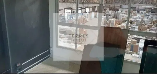 Galpão/Depósito/Armazém para venda ou aluguel, 7000m² no Sarandi, Porto Alegre