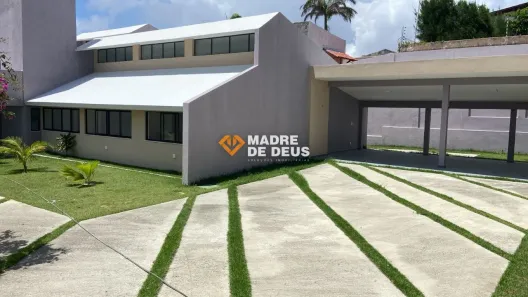 Casa com 4 Quartos à venda, 256m² no De Lourdes, Fortaleza