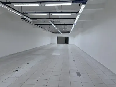 Prédio Comercial com 8 Quartos à venda, 600m² no Mirandópolis, São Paulo