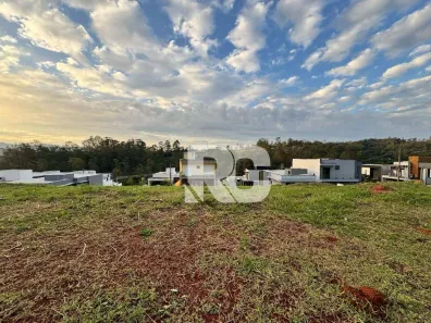 Lote/Terreno à venda, 300m² no Cézar de Souza, Mogi das Cruzes