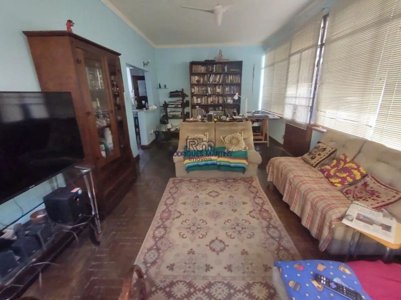 Casa com 3 quartos — Caiçaras, Belo Horizonte