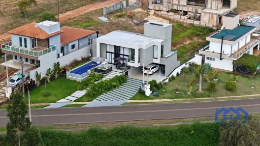 Casa de Condomínio com 3 Quartos à venda, 410m² no Jurumirim, Paranapanema