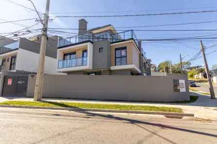 Sobrado com 3 Quartos à venda, 128m² no Pilarzinho, Curitiba