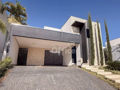 Casa de Condomínio com 3 Quartos à venda, 360m² no Condomínio Vale dos Pássaros, Anápolis