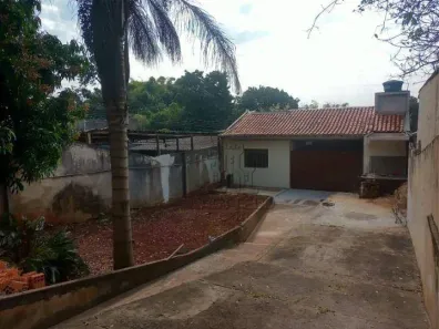 Casa com 2 Quartos para alugar, 70m² no Ouro Branco, Londrina