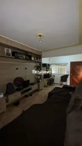 Casa com 2 Quartos à venda, 243m² no Jardim Jacy, Campo Grande