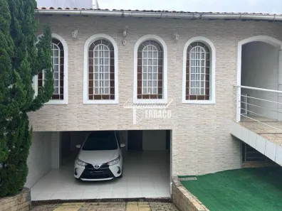 Casa com 3 Quartos à venda, 225m² no Vila Humaitá, Santo André